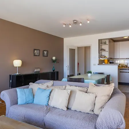 Lecomte - Seaside 168 Apartment *