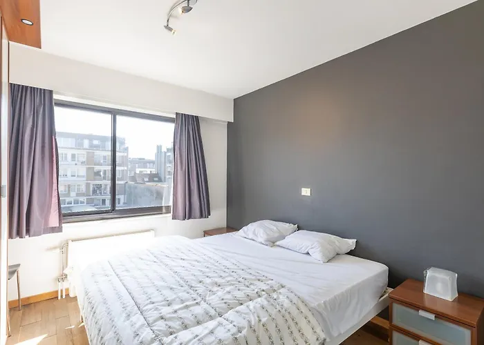 Lecomte - Seaside 168